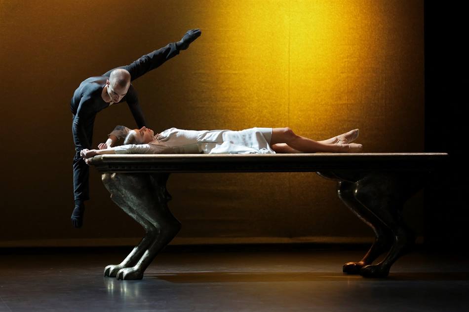 orig beauty and the beast