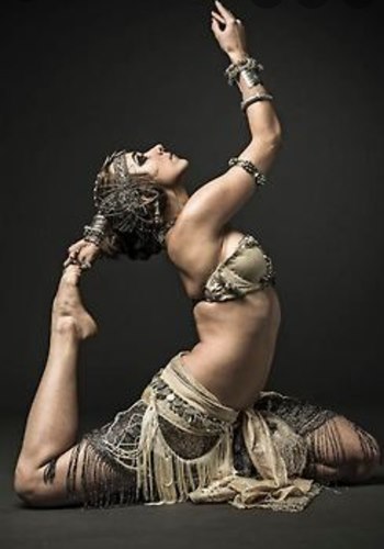 saltaoura belly dance