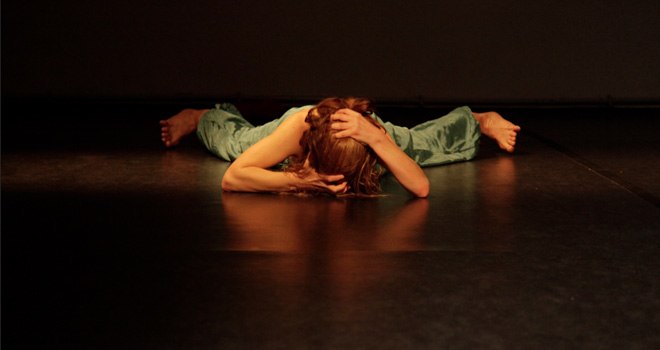 Νίνα Δίπλα, 