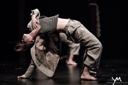 Χαΐνηδες - Κι όμΩς κινείται |