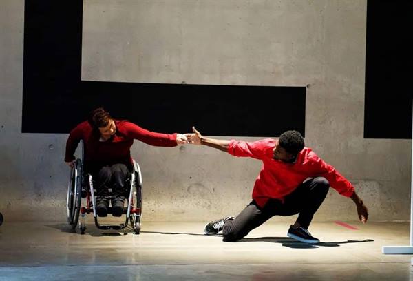 Sophie Bulbulyan contact improvisation