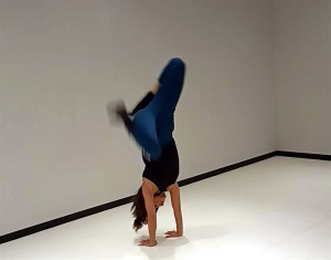 Σύγχρονος χορός με την Ανθή Θεοφιλίδη στο Τεχνουργείο