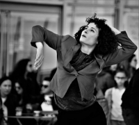 Μαθήματα Σύγχρονου Χορού (αρχάριο/μεσαίο) με την Ελισάβετ Πλιακοστάθη