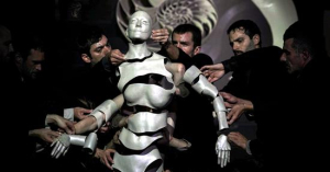 Το «This That Keeps On» του Δημήτρη Παπαϊωάννου καταχειροκροτήθηκε στο Ηρώδειο