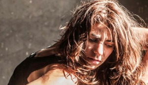 Αθανασία Κανελλοπούλου: &quot;Τι συμβαίνει όταν κοιτάζουν οι γυναίκες&quot;