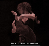 ''Body instrument'' // Σεμινάριο σύγχρονου χορού με την Λαμπρινή Γκόλια στο Τεχνουργείο