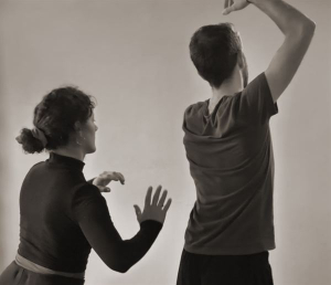 Εργαστήρι φωνής &amp; πολυφωνικού αυτοσχεδιασμού με την Άννα Λούνα Λούβαρη στο Τεχνουργείο