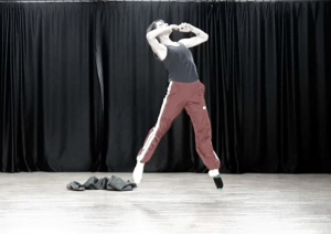 Μάθημα Σύγχρονου Χορού με την Μαρίνα Πινιατώρου